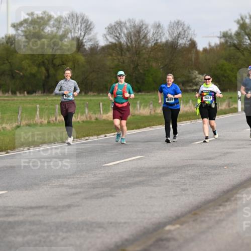 12.04.2026 - 45. Internationalen Wilhelmsburger Insellauf Dr. Thomas Lammeyer http://msf.ph/oto/9437888 12.04.2026 09:34:10 Laufen 4685, 4688, 3457, 2904 meine-sportfotos.de