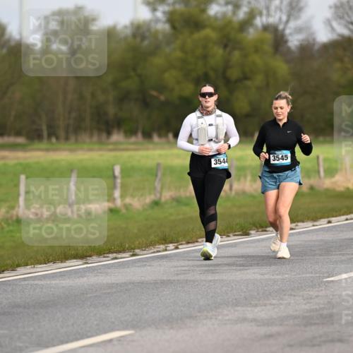 12.04.2026 - 45. Internationalen Wilhelmsburger Insellauf Dr. Thomas Lammeyer http://msf.ph/oto/9437934 12.04.2026 09:35:22 Laufen 3544, 3545 meine-sportfotos.de