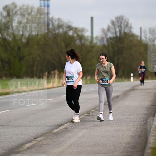 12.04.2026 - 45. Internationalen Wilhelmsburger Insellauf Dr. Thomas Lammeyer http://msf.ph/oto/9437960 12.04.2026 09:35:37 Laufen 2985, 3505 meine-sportfotos.de