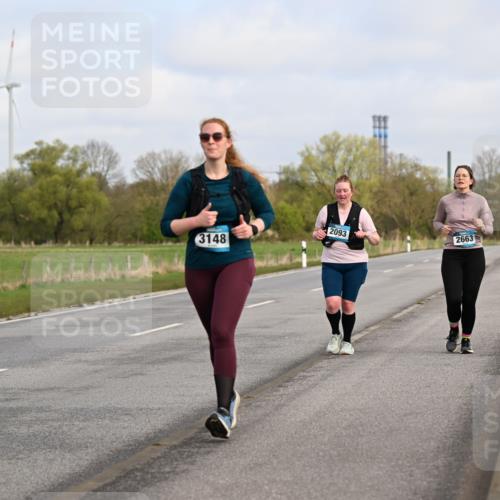 12.04.2026 - 45. Internationalen Wilhelmsburger Insellauf Dr. Thomas Lammeyer http://msf.ph/oto/9438031 12.04.2026 09:36:18 Laufen 3148, 2093, 2663 meine-sportfotos.de
