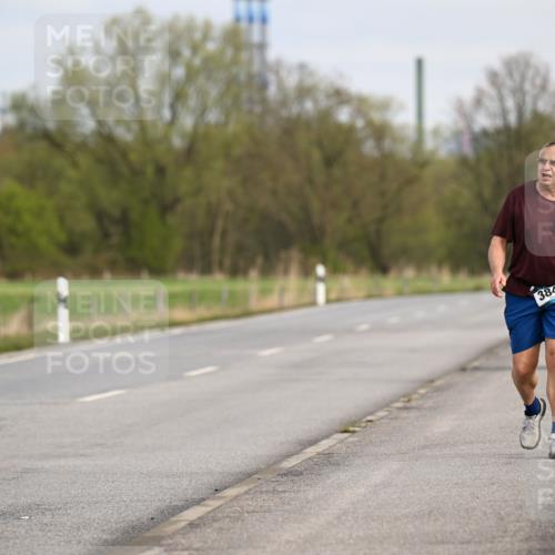 12.04.2026 - 45. Internationalen Wilhelmsburger Insellauf Dr. Thomas Lammeyer http://msf.ph/oto/9438051 12.04.2026 09:37:20 Laufen 3840 meine-sportfotos.de