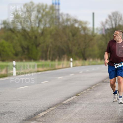 12.04.2026 - 45. Internationalen Wilhelmsburger Insellauf Dr. Thomas Lammeyer http://msf.ph/oto/9438058 12.04.2026 09:37:21 Laufen 3840 meine-sportfotos.de