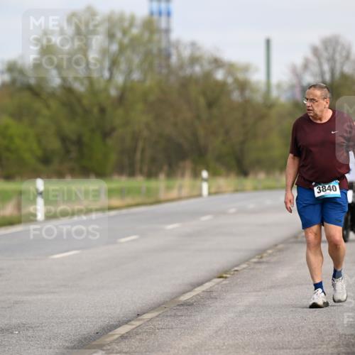 12.04.2026 - 45. Internationalen Wilhelmsburger Insellauf Dr. Thomas Lammeyer http://msf.ph/oto/9438062 12.04.2026 09:37:21 Laufen 3840, 10 meine-sportfotos.de