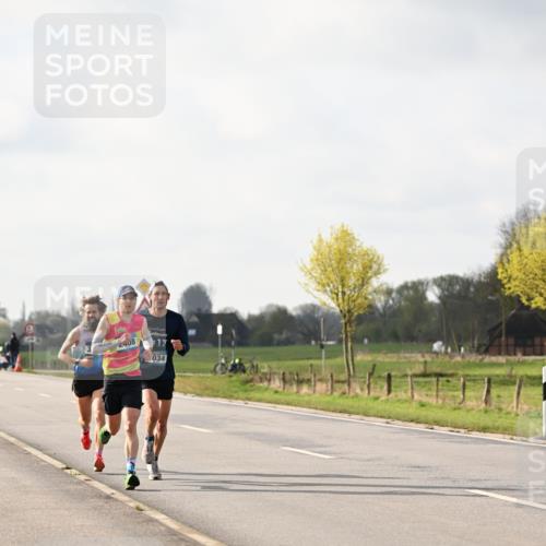 12.04.2026 - 45. Internationalen Wilhelmsburger Insellauf Dr. Thomas Lammeyer http://msf.ph/oto/9438145 12.04.2026 09:47:25 Laufen 408, 17, 034 meine-sportfotos.de