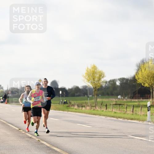 12.04.2026 - 45. Internationalen Wilhelmsburger Insellauf Dr. Thomas Lammeyer http://msf.ph/oto/9438146 12.04.2026 09:47:25 Laufen 17, 2408, 3 meine-sportfotos.de