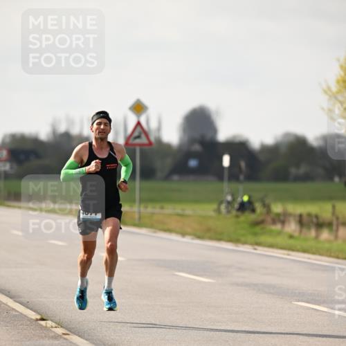 12.04.2026 - 45. Internationalen Wilhelmsburger Insellauf Dr. Thomas Lammeyer http://msf.ph/oto/9438180 12.04.2026 09:48:15 Laufen 407 meine-sportfotos.de