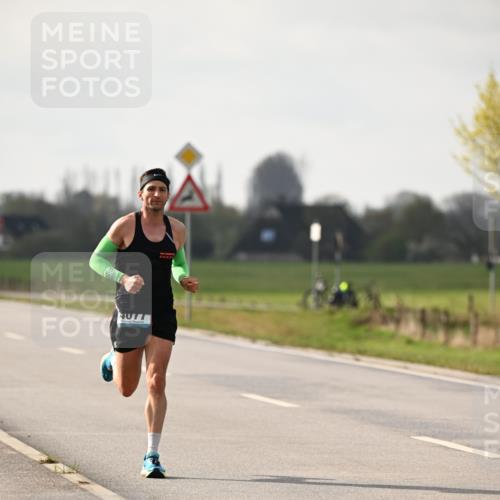 12.04.2026 - 45. Internationalen Wilhelmsburger Insellauf Dr. Thomas Lammeyer http://msf.ph/oto/9438181 12.04.2026 09:48:15 Laufen 4077 meine-sportfotos.de