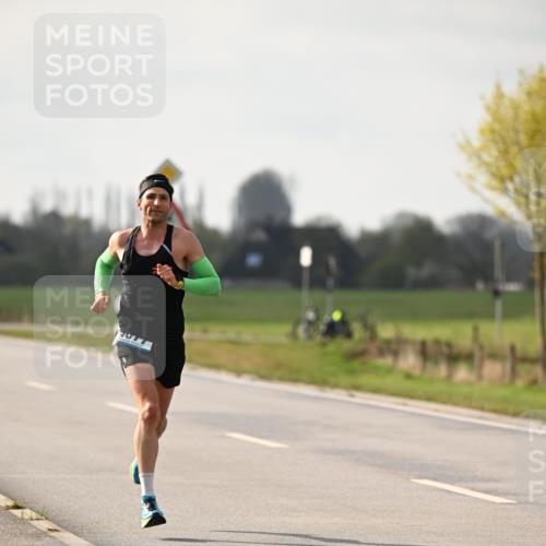 12.04.2026 - 45. Internationalen Wilhelmsburger Insellauf Dr. Thomas Lammeyer http://msf.ph/oto/9438183 12.04.2026 09:48:15 Laufen  meine-sportfotos.de