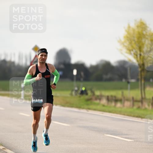 12.04.2026 - 45. Internationalen Wilhelmsburger Insellauf Dr. Thomas Lammeyer http://msf.ph/oto/9438185 12.04.2026 09:48:15 Laufen 4077 meine-sportfotos.de