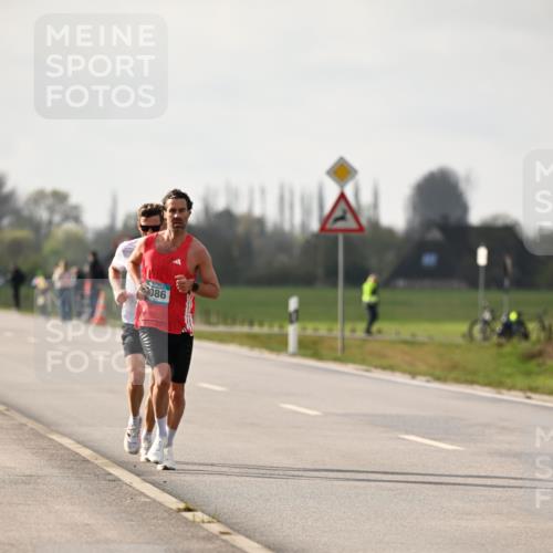 12.04.2026 - 45. Internationalen Wilhelmsburger Insellauf Dr. Thomas Lammeyer http://msf.ph/oto/9438195 12.04.2026 09:48:28 Laufen 086 meine-sportfotos.de