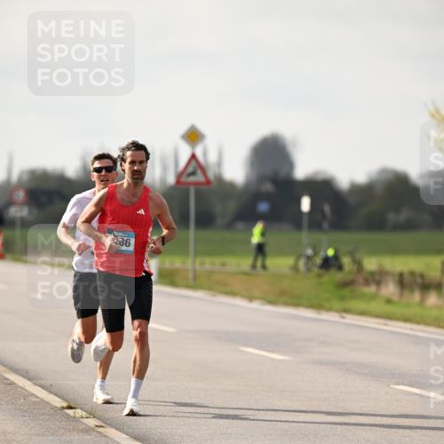 12.04.2026 - 45. Internationalen Wilhelmsburger Insellauf Dr. Thomas Lammeyer http://msf.ph/oto/9438204 12.04.2026 09:48:29 Laufen 86 meine-sportfotos.de
