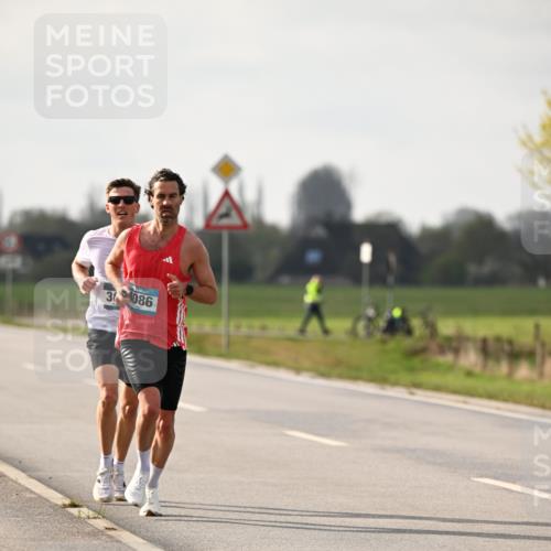 12.04.2026 - 45. Internationalen Wilhelmsburger Insellauf Dr. Thomas Lammeyer http://msf.ph/oto/9438205 12.04.2026 09:48:30 Laufen 34086 meine-sportfotos.de