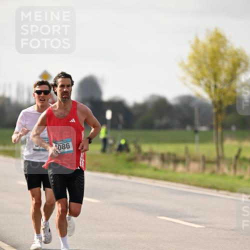 12.04.2026 - 45. Internationalen Wilhelmsburger Insellauf Dr. Thomas Lammeyer http://msf.ph/oto/9438212 12.04.2026 09:48:30 Laufen 086 meine-sportfotos.de
