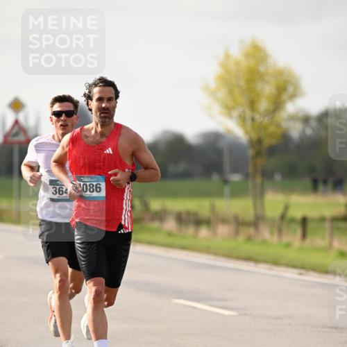 12.04.2026 - 45. Internationalen Wilhelmsburger Insellauf Dr. Thomas Lammeyer http://msf.ph/oto/9438216 12.04.2026 09:48:31 Laufen 364, 086, 112 meine-sportfotos.de