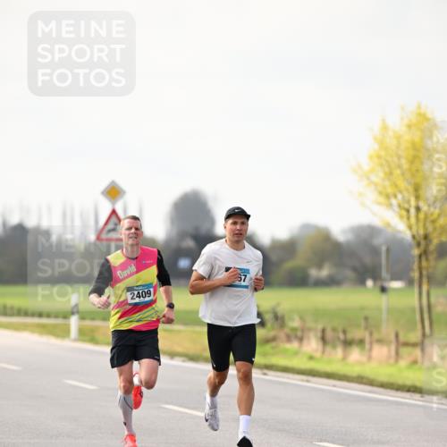 12.04.2026 - 45. Internationalen Wilhelmsburger Insellauf Dr. Thomas Lammeyer http://msf.ph/oto/9438307 12.04.2026 09:49:57 Laufen 2409, 57 meine-sportfotos.de