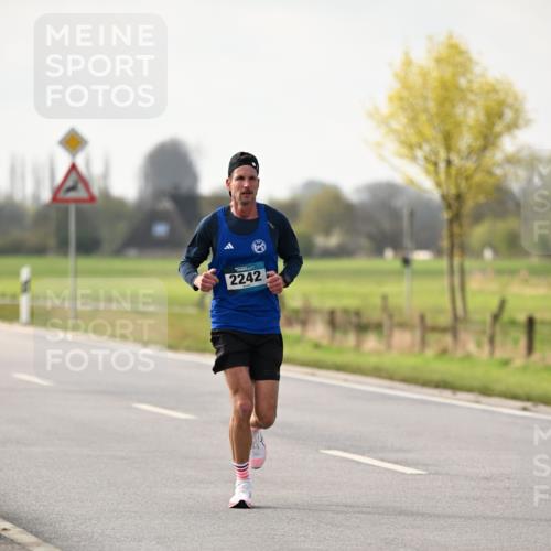 12.04.2026 - 45. Internationalen Wilhelmsburger Insellauf Dr. Thomas Lammeyer http://msf.ph/oto/9438329 12.04.2026 09:50:10 Laufen 2242 meine-sportfotos.de