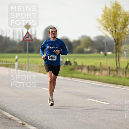 12.04.2026 - 45. Internationalen Wilhelmsburger Insellauf Dr. Thomas Lammeyer http://msf.ph/oto/9438337 12.04.2026 09:50:14 Laufen 2983 meine-sportfotos.de