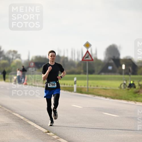 12.04.2026 - 45. Internationalen Wilhelmsburger Insellauf Dr. Thomas Lammeyer http://msf.ph/oto/9438363 12.04.2026 09:50:30 Laufen 2760 meine-sportfotos.de