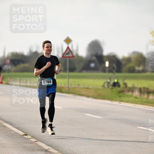 12.04.2026 - 45. Internationalen Wilhelmsburger Insellauf Dr. Thomas Lammeyer http://msf.ph/oto/9438369 12.04.2026 09:50:31 Laufen 2760 meine-sportfotos.de