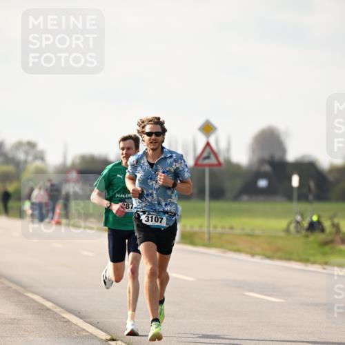 12.04.2026 - 45. Internationalen Wilhelmsburger Insellauf Dr. Thomas Lammeyer http://msf.ph/oto/9438398 12.04.2026 09:51:05 Laufen 87, 3107 meine-sportfotos.de