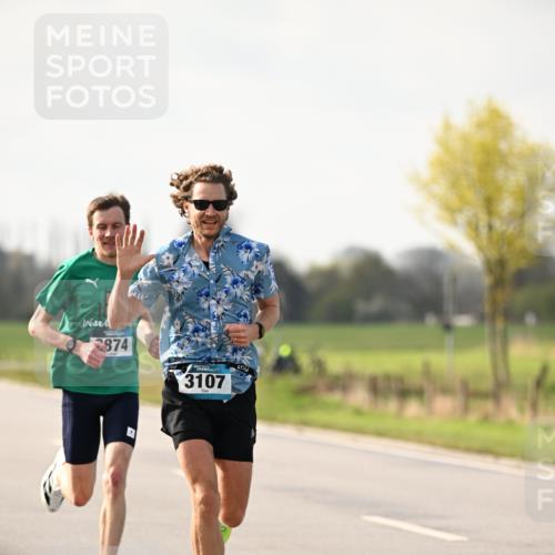 12.04.2026 - 45. Internationalen Wilhelmsburger Insellauf Dr. Thomas Lammeyer http://msf.ph/oto/9438409 12.04.2026 09:51:06 Laufen 874, 3107 meine-sportfotos.de