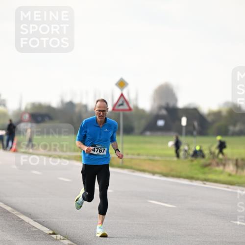 12.04.2026 - 45. Internationalen Wilhelmsburger Insellauf Dr. Thomas Lammeyer http://msf.ph/oto/9438429 12.04.2026 09:51:25 Laufen 4767 meine-sportfotos.de