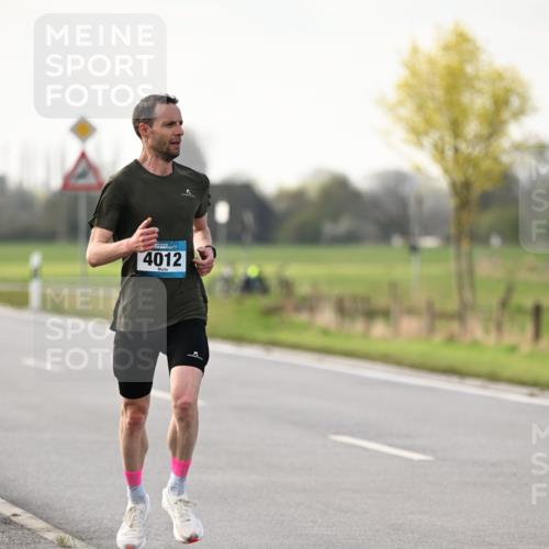 12.04.2026 - 45. Internationalen Wilhelmsburger Insellauf Dr. Thomas Lammeyer http://msf.ph/oto/9438466 12.04.2026 09:51:35 Laufen 4012 meine-sportfotos.de