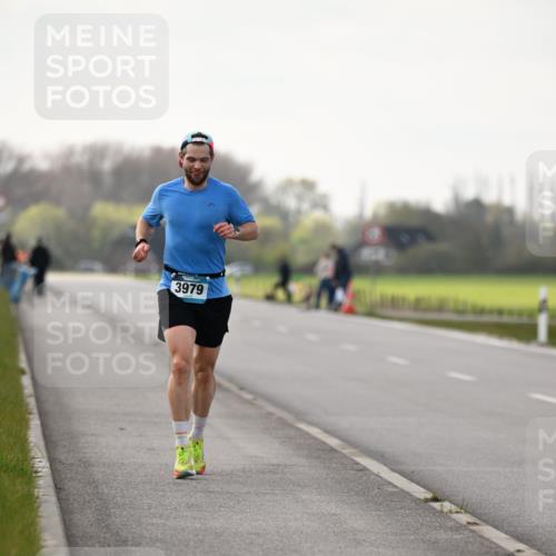 12.04.2026 - 45. Internationalen Wilhelmsburger Insellauf Dr. Thomas Lammeyer http://msf.ph/oto/9438587 12.04.2026 09:53:36 Laufen 3979 meine-sportfotos.de