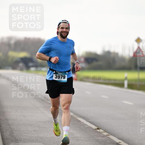 12.04.2026 - 45. Internationalen Wilhelmsburger Insellauf Dr. Thomas Lammeyer http://msf.ph/oto/9438601 12.04.2026 09:53:38 Laufen 3979 meine-sportfotos.de