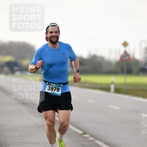 12.04.2026 - 45. Internationalen Wilhelmsburger Insellauf Dr. Thomas Lammeyer http://msf.ph/oto/9438605 12.04.2026 09:53:38 Laufen 3979 meine-sportfotos.de