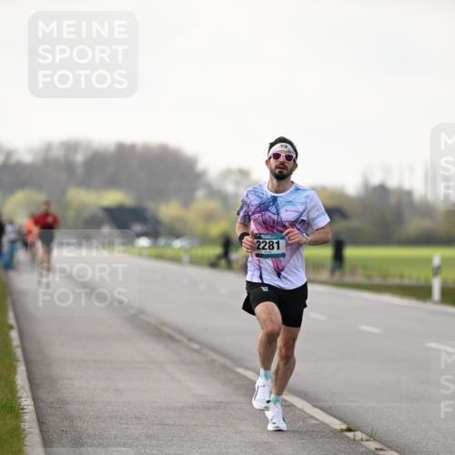 12.04.2026 - 45. Internationalen Wilhelmsburger Insellauf Dr. Thomas Lammeyer http://msf.ph/oto/9438645 12.04.2026 09:54:30 Laufen 2281 meine-sportfotos.de