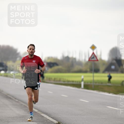 12.04.2026 - 45. Internationalen Wilhelmsburger Insellauf Dr. Thomas Lammeyer http://msf.ph/oto/9438665 12.04.2026 09:54:44 Laufen  meine-sportfotos.de