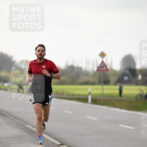 12.04.2026 - 45. Internationalen Wilhelmsburger Insellauf Dr. Thomas Lammeyer http://msf.ph/oto/9438670 12.04.2026 09:54:45 Laufen  meine-sportfotos.de