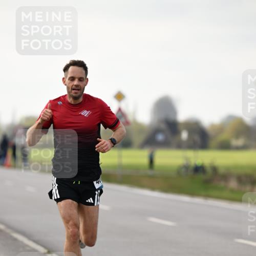 12.04.2026 - 45. Internationalen Wilhelmsburger Insellauf Dr. Thomas Lammeyer http://msf.ph/oto/9438681 12.04.2026 09:54:47 Laufen  meine-sportfotos.de