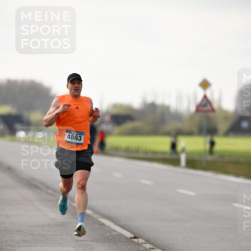 12.04.2026 - 45. Internationalen Wilhelmsburger Insellauf Dr. Thomas Lammeyer http://msf.ph/oto/9438696 12.04.2026 09:54:52 Laufen 4863 meine-sportfotos.de