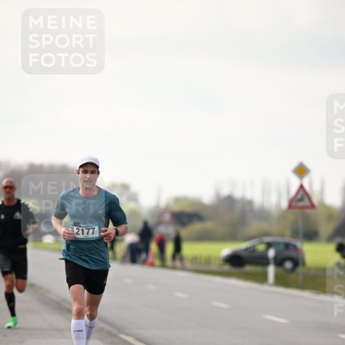 12.04.2026 - 45. Internationalen Wilhelmsburger Insellauf Dr. Thomas Lammeyer http://msf.ph/oto/9438713 12.04.2026 09:55:02 Laufen 2177 meine-sportfotos.de