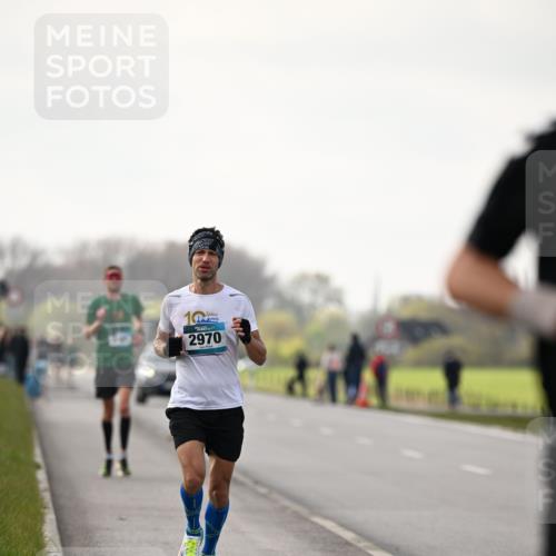 12.04.2026 - 45. Internationalen Wilhelmsburger Insellauf Dr. Thomas Lammeyer http://msf.ph/oto/9438725 12.04.2026 09:55:09 Laufen 10, 2970 meine-sportfotos.de