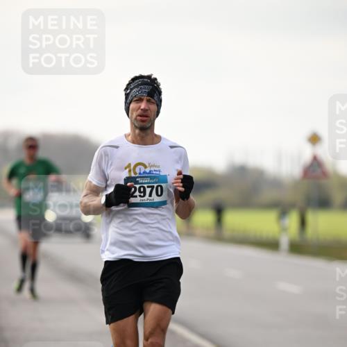 12.04.2026 - 45. Internationalen Wilhelmsburger Insellauf Dr. Thomas Lammeyer http://msf.ph/oto/9438743 12.04.2026 09:55:12 Laufen 10, 45, 2970 meine-sportfotos.de