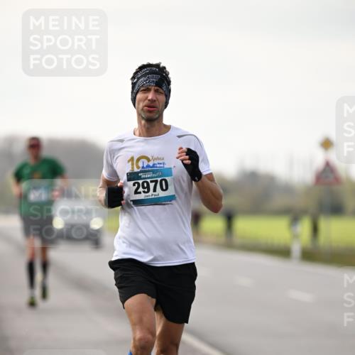 12.04.2026 - 45. Internationalen Wilhelmsburger Insellauf Dr. Thomas Lammeyer http://msf.ph/oto/9438744 12.04.2026 09:55:12 Laufen 10, 2970 meine-sportfotos.de