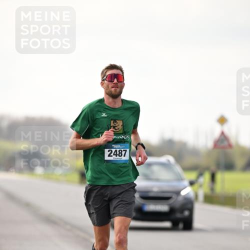 12.04.2026 - 45. Internationalen Wilhelmsburger Insellauf Dr. Thomas Lammeyer http://msf.ph/oto/9438758 12.04.2026 09:55:17 Laufen 2487 meine-sportfotos.de