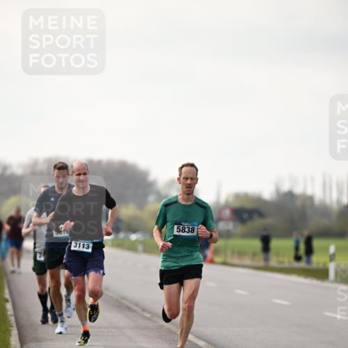 12.04.2026 - 45. Internationalen Wilhelmsburger Insellauf Dr. Thomas Lammeyer http://msf.ph/oto/9438774 12.04.2026 09:55:47 Laufen 3113, 5838 meine-sportfotos.de