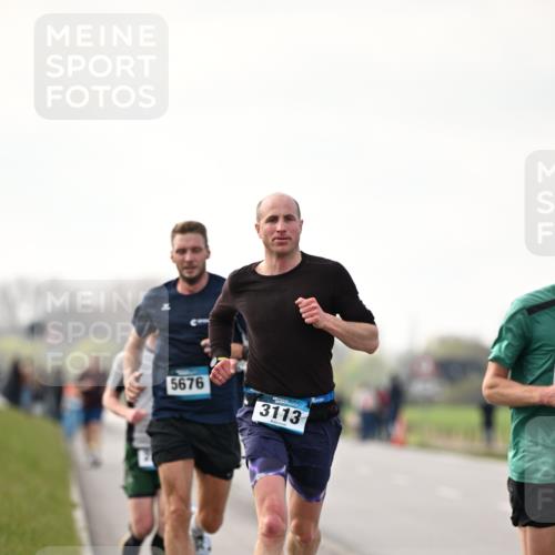 12.04.2026 - 45. Internationalen Wilhelmsburger Insellauf Dr. Thomas Lammeyer http://msf.ph/oto/9438787 12.04.2026 09:55:50 Laufen 5676, 3113 meine-sportfotos.de
