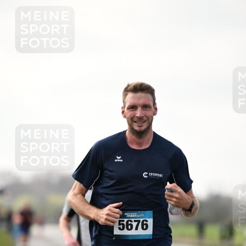 12.04.2026 - 45. Internationalen Wilhelmsburger Insellauf Dr. Thomas Lammeyer http://msf.ph/oto/9438803 12.04.2026 09:55:52 Laufen 5676 meine-sportfotos.de