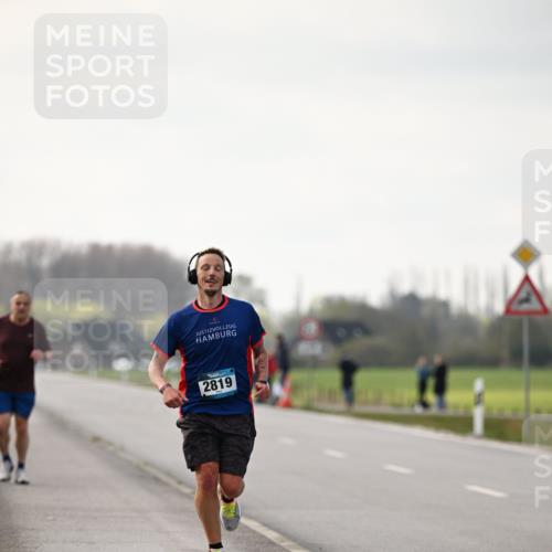 12.04.2026 - 45. Internationalen Wilhelmsburger Insellauf Dr. Thomas Lammeyer http://msf.ph/oto/9438813 12.04.2026 09:56:06 Laufen 2819 meine-sportfotos.de