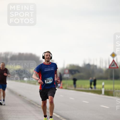 12.04.2026 - 45. Internationalen Wilhelmsburger Insellauf Dr. Thomas Lammeyer http://msf.ph/oto/9438814 12.04.2026 09:56:06 Laufen 2819 meine-sportfotos.de