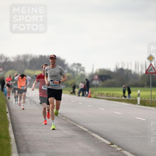 12.04.2026 - 45. Internationalen Wilhelmsburger Insellauf Dr. Thomas Lammeyer http://msf.ph/oto/9438848 12.04.2026 09:56:27 Laufen 368, 34 meine-sportfotos.de