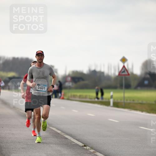 12.04.2026 - 45. Internationalen Wilhelmsburger Insellauf Dr. Thomas Lammeyer http://msf.ph/oto/9438860 12.04.2026 09:56:28 Laufen 3401 meine-sportfotos.de