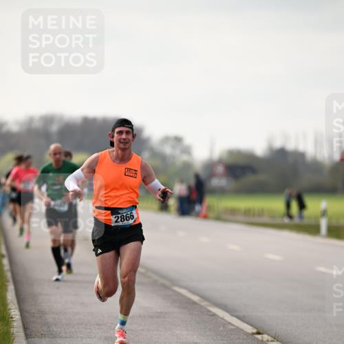 12.04.2026 - 45. Internationalen Wilhelmsburger Insellauf Dr. Thomas Lammeyer http://msf.ph/oto/9438881 12.04.2026 09:56:35 Laufen 2866 meine-sportfotos.de