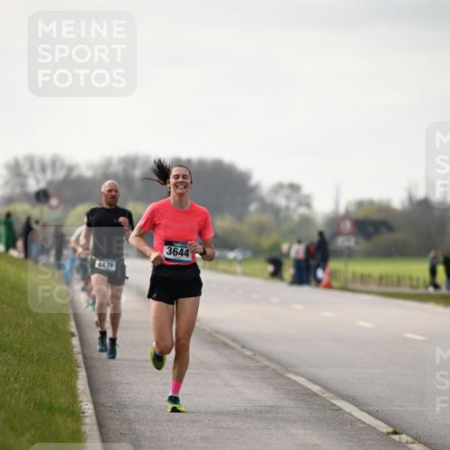 12.04.2026 - 45. Internationalen Wilhelmsburger Insellauf Dr. Thomas Lammeyer http://msf.ph/oto/9438918 12.04.2026 09:56:43 Laufen 4475, 3644 meine-sportfotos.de