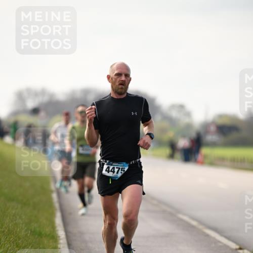 12.04.2026 - 45. Internationalen Wilhelmsburger Insellauf Dr. Thomas Lammeyer http://msf.ph/oto/9438948 12.04.2026 09:56:48 Laufen 4, 4475 meine-sportfotos.de